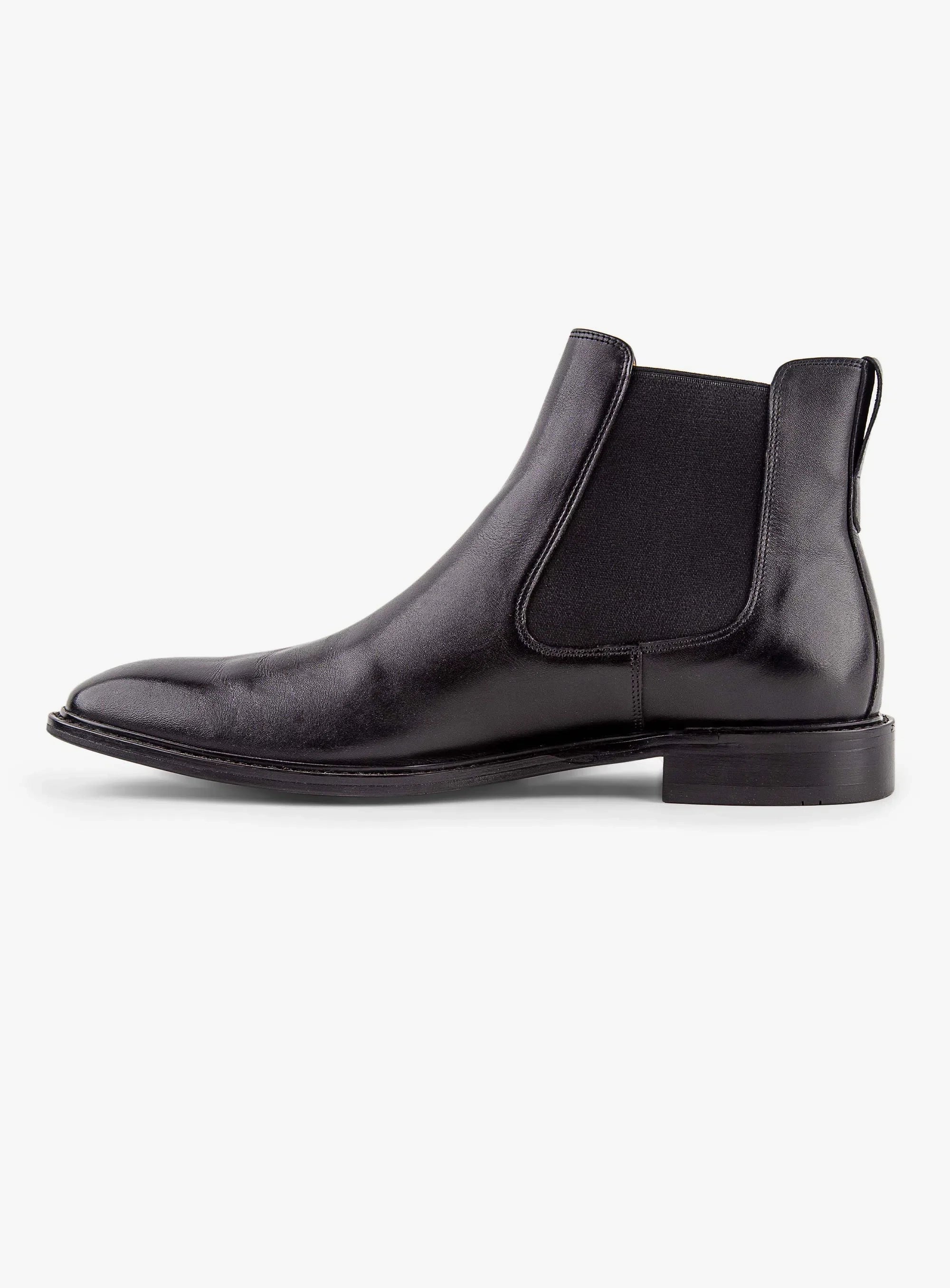 Black Chelsea Boot