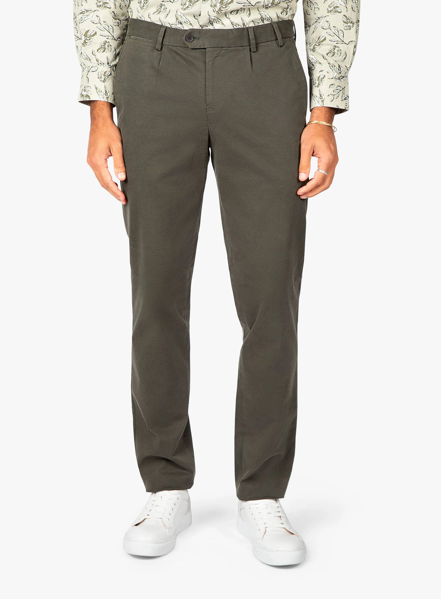 Carmine Pleated Forrest Green Chino