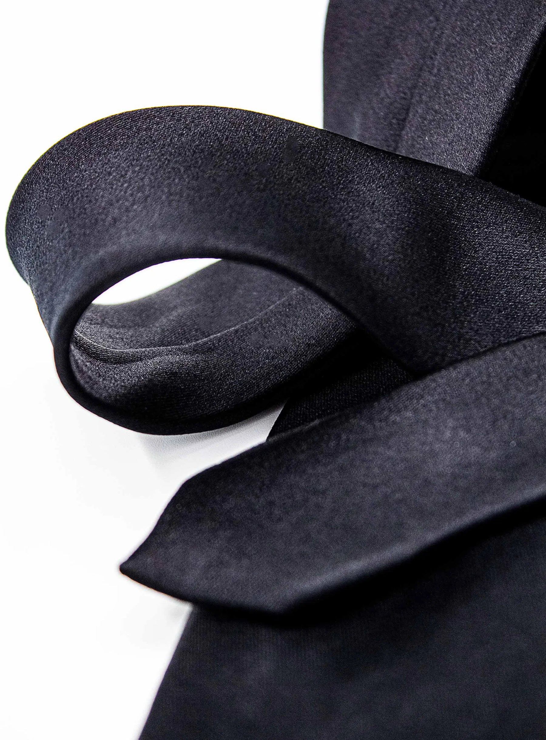 Essential Black Silk Tie