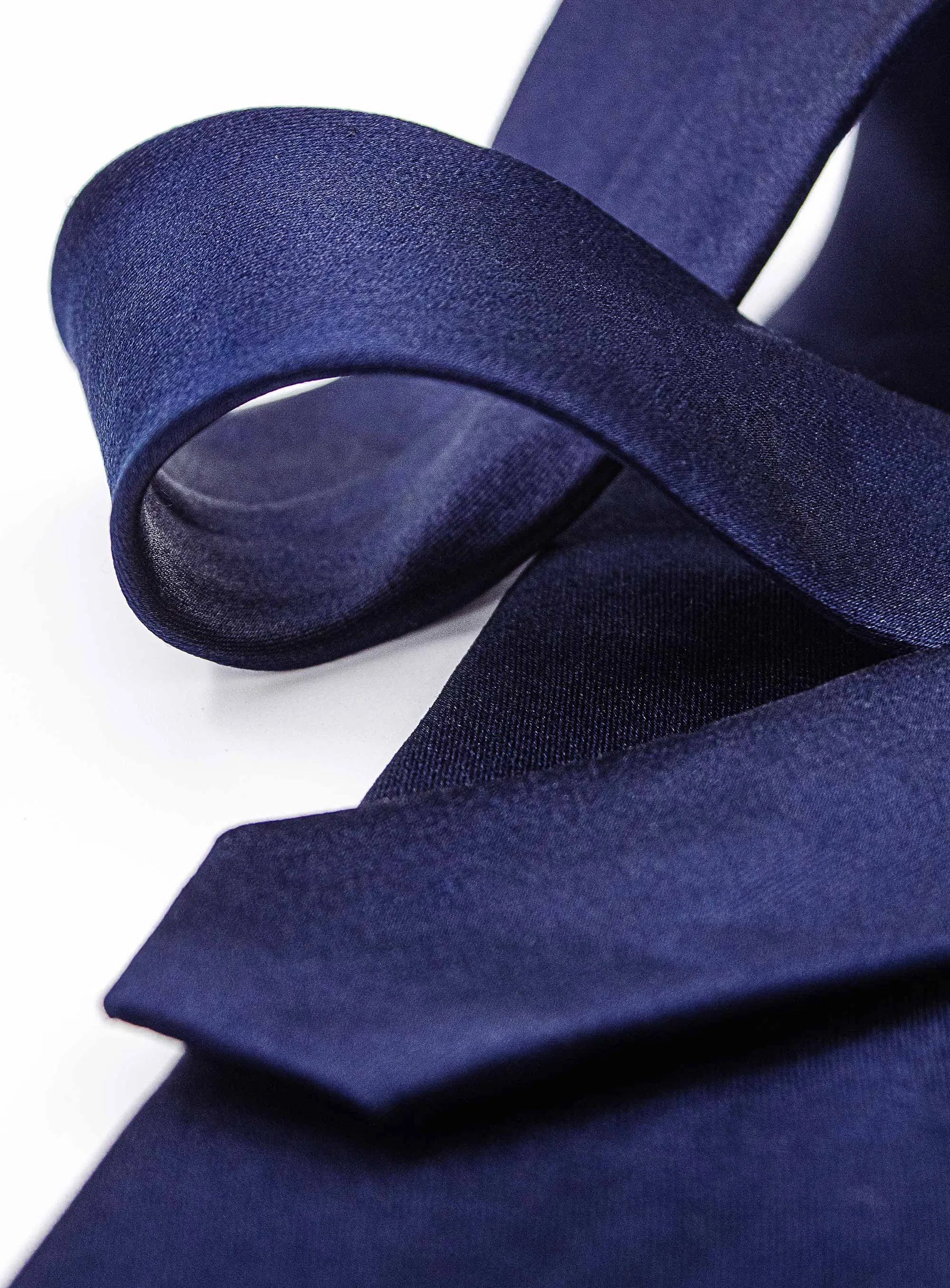 Essential Navy Silk Tie