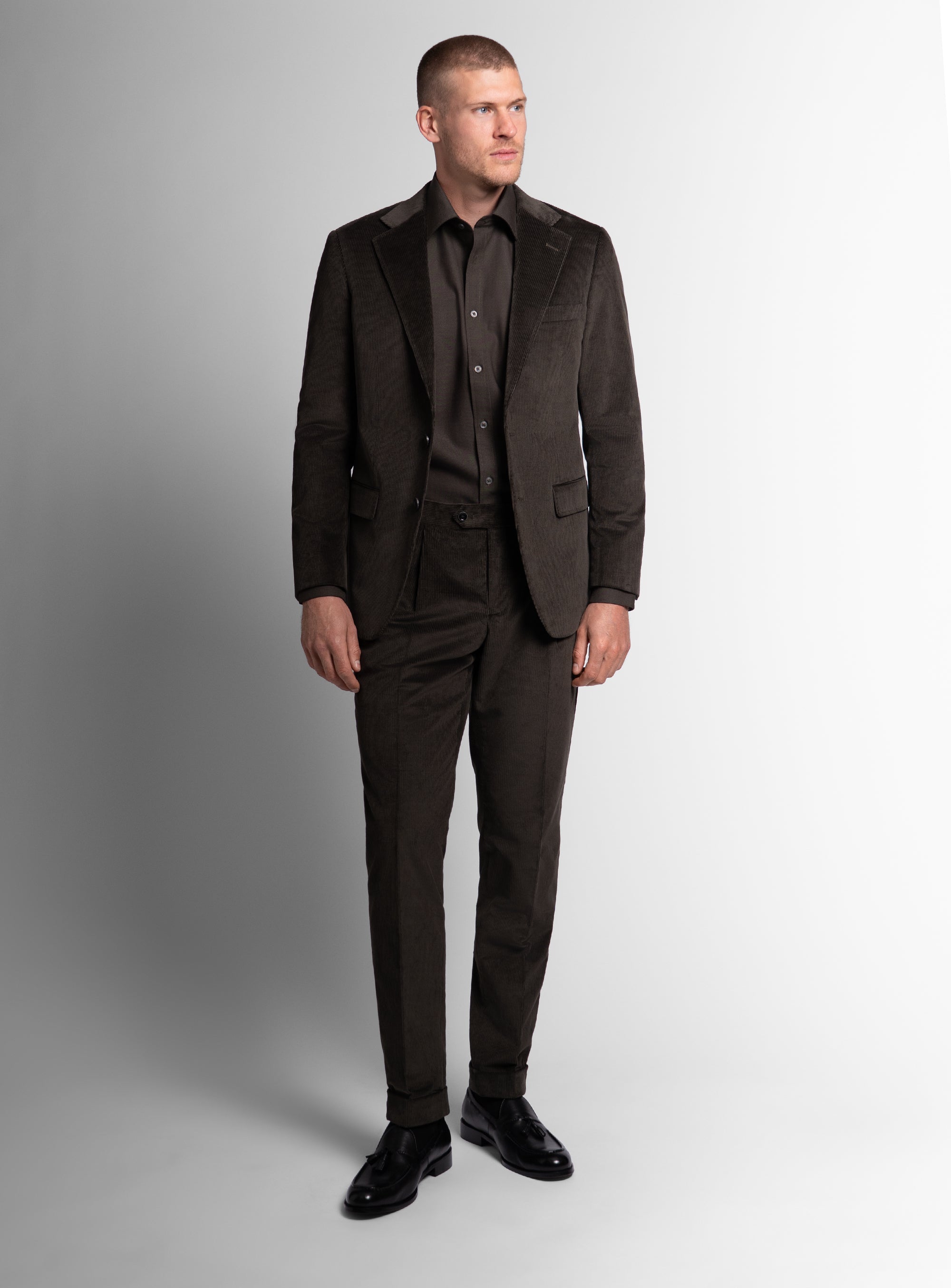 Man wearing the Vitale Corduroy Olive Green Sport Jacket