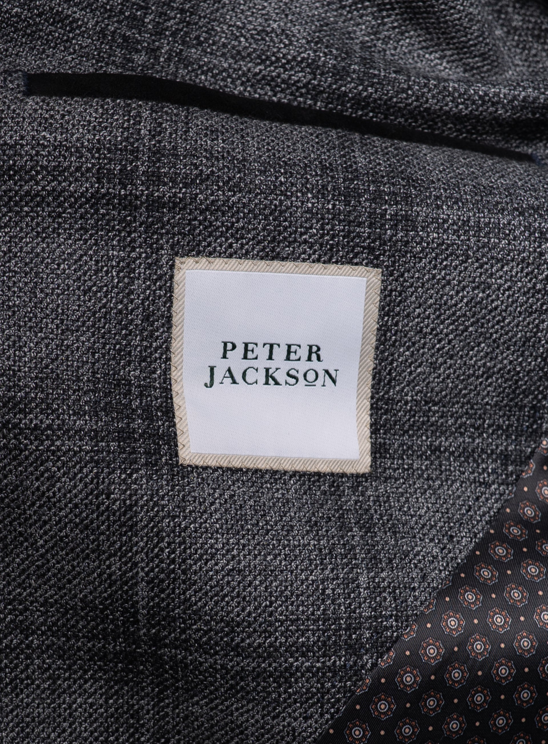 Picture of the "Peter Jackson" label on the Vitale Barleycorn Plaid Grey Sport Jacket