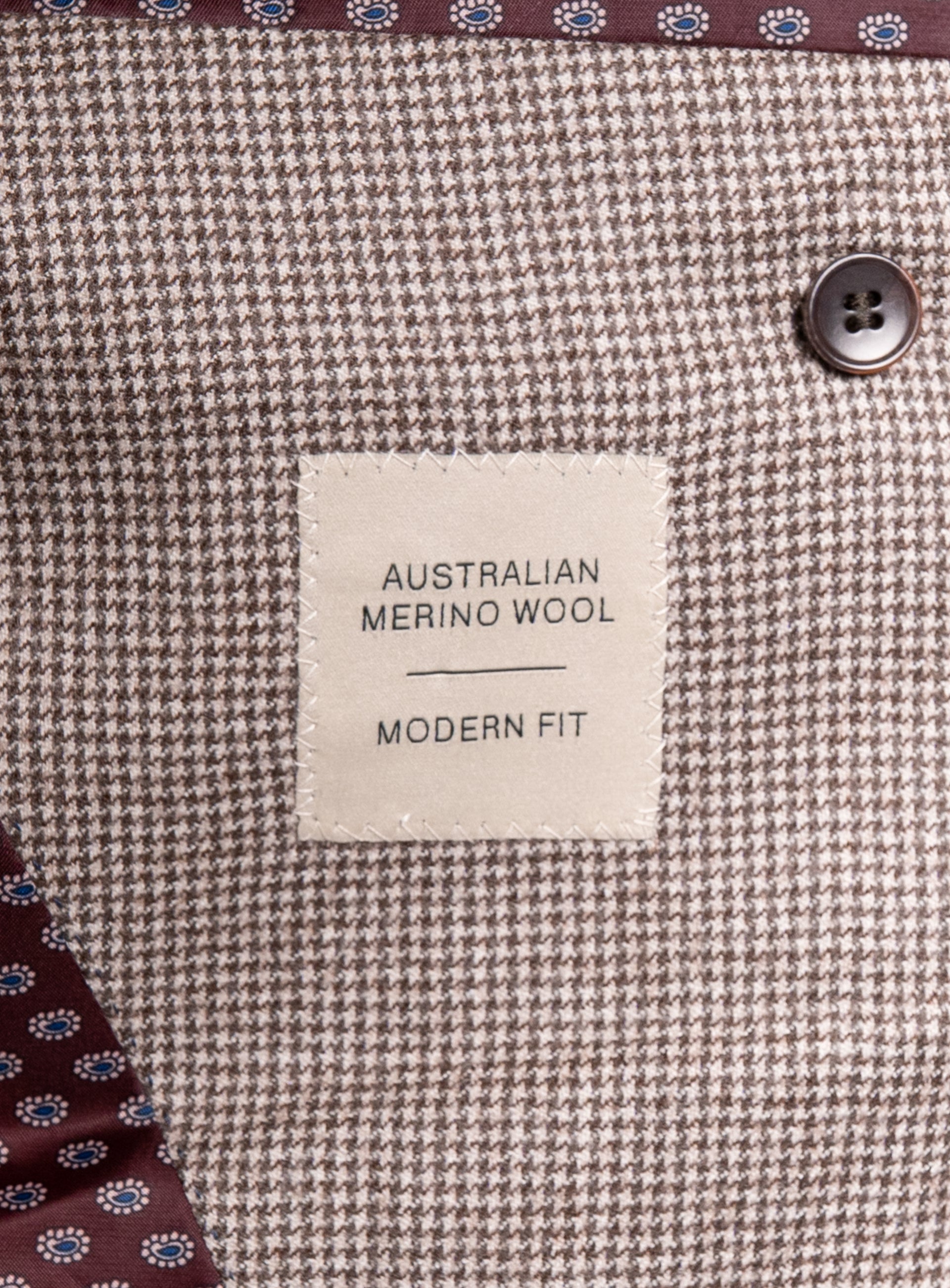 Picture of a label that says "Australian Merino Wool - Modern Fit" on the Vito Puppytooth Taupe Brown Jacket