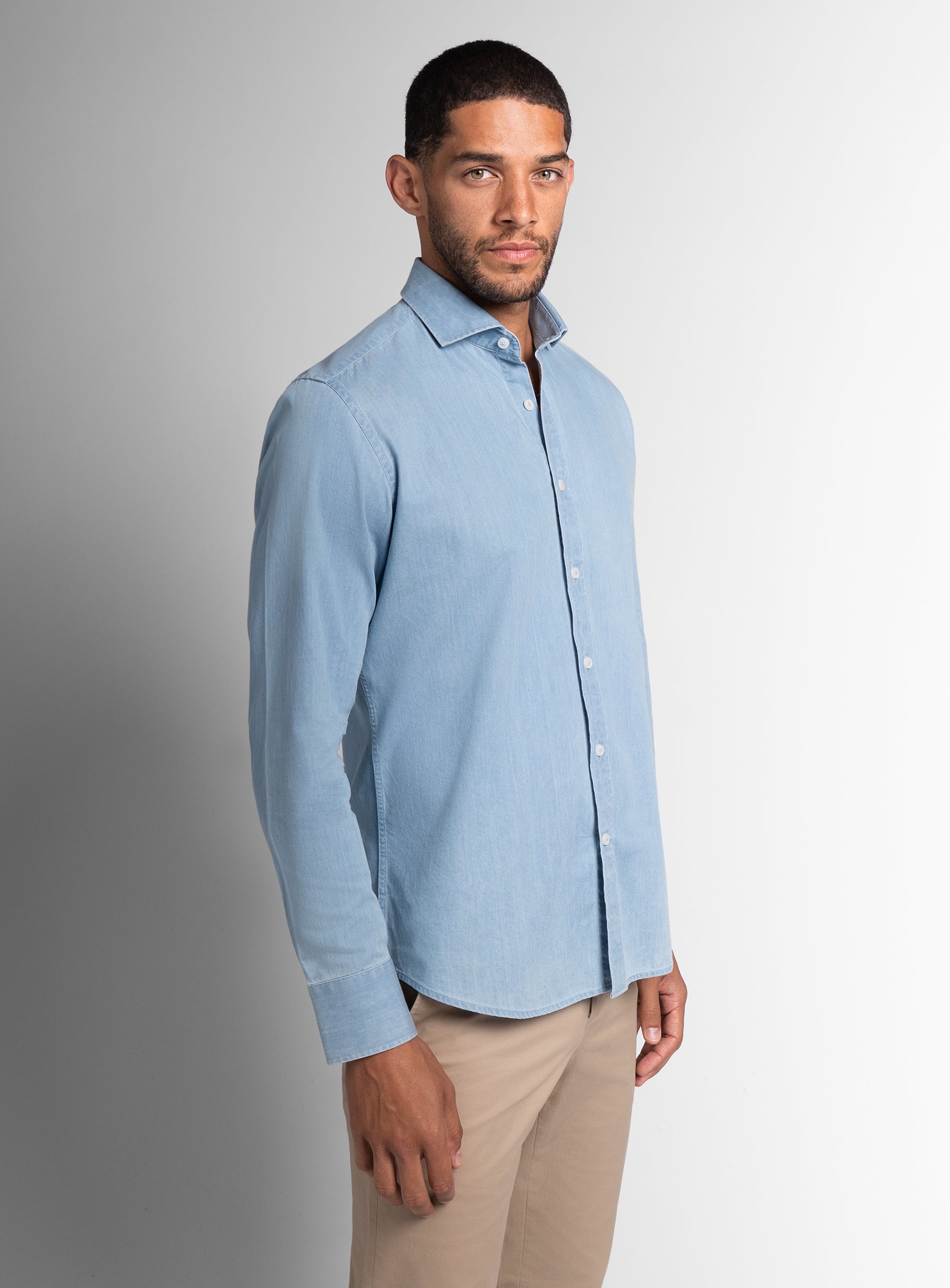 The side of the Piero Bleachwash Denim Sky Blue Slim Fit Shirt