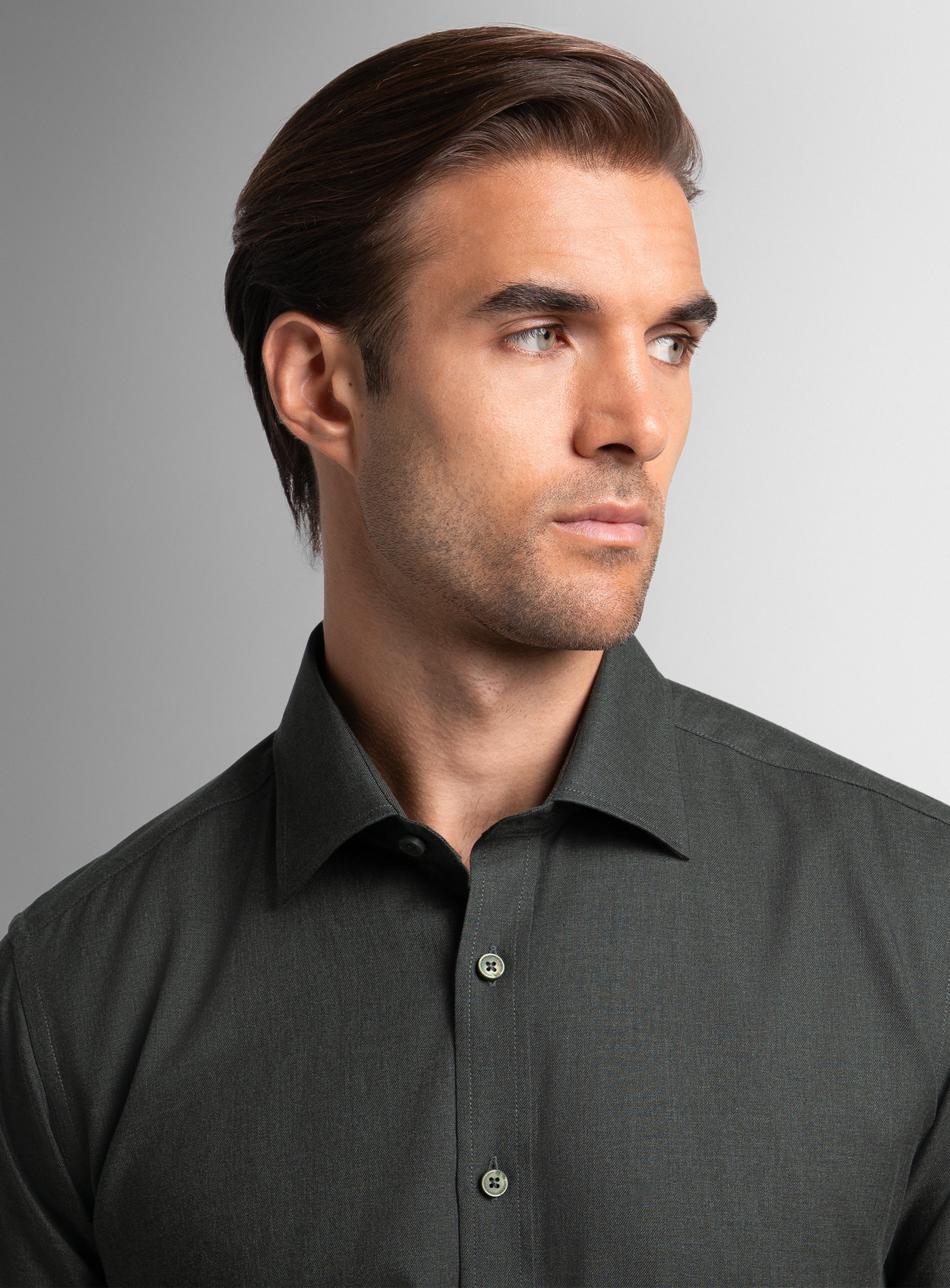 Close-up of the Piero Flannel Slim Fit Green Shirt