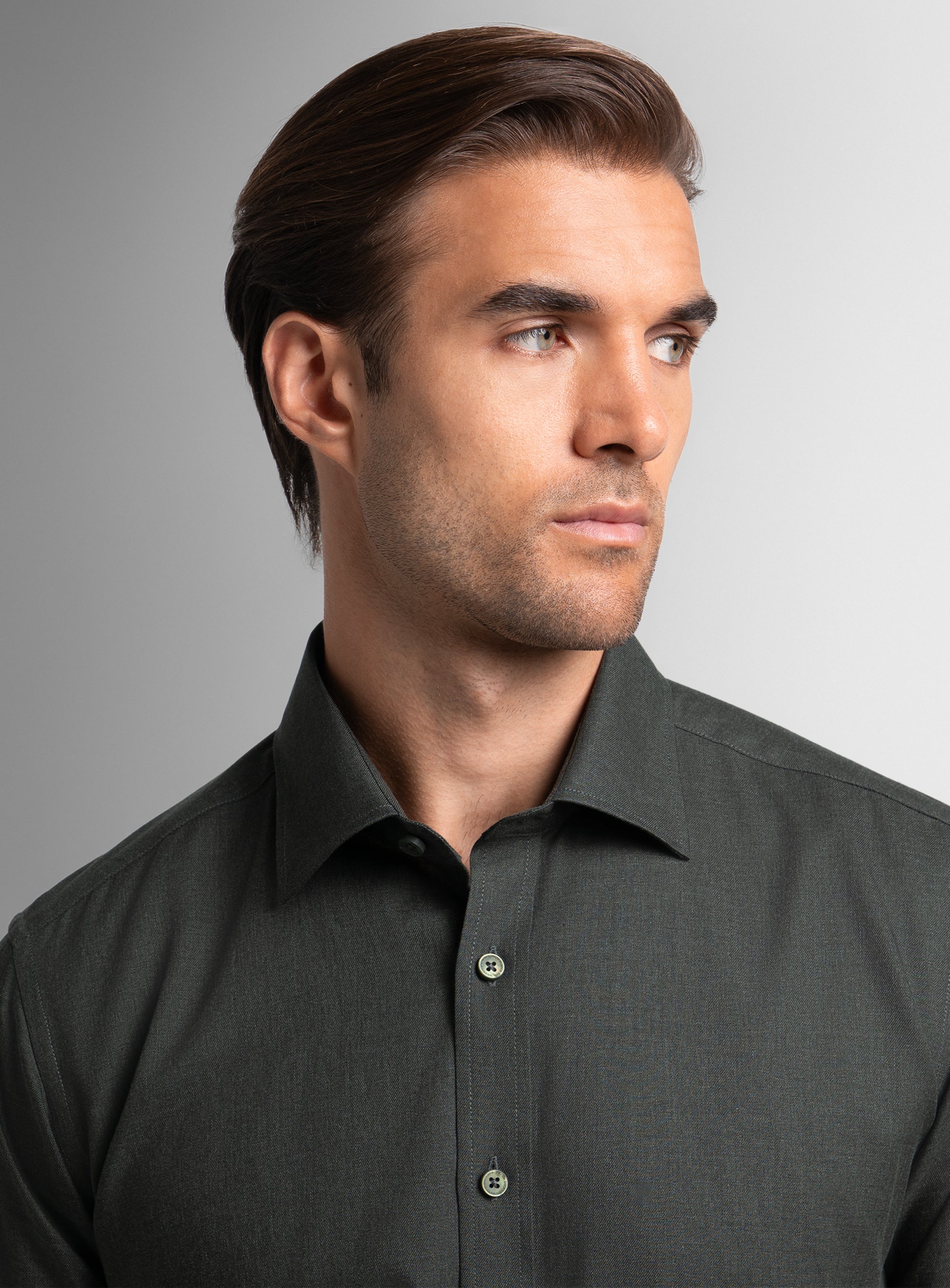 Close-up of the Piero Flannel Slim Fit Green Shirt