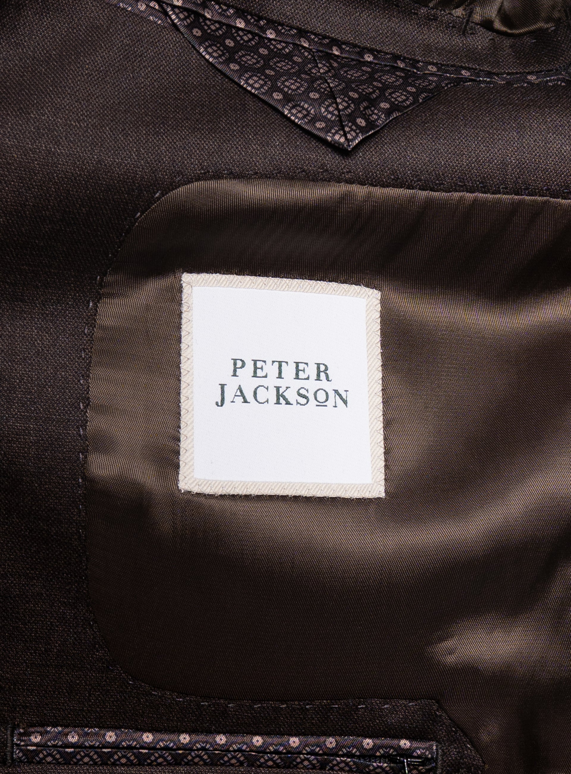The "Peter Jackson" logo on the Vespucci Sharkskin Chocolate Brown Suit