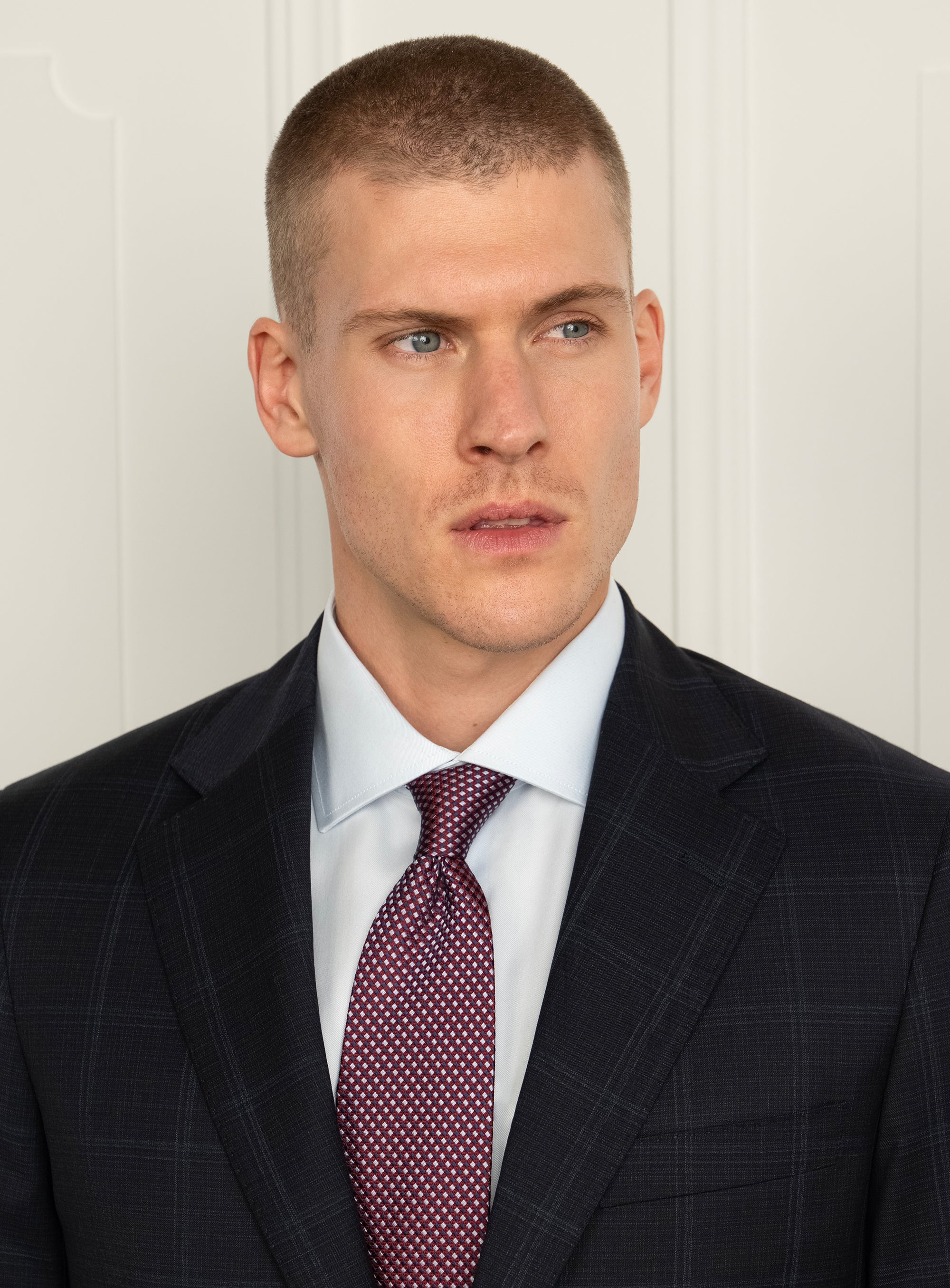 Giovanni Navy Plaid Suit