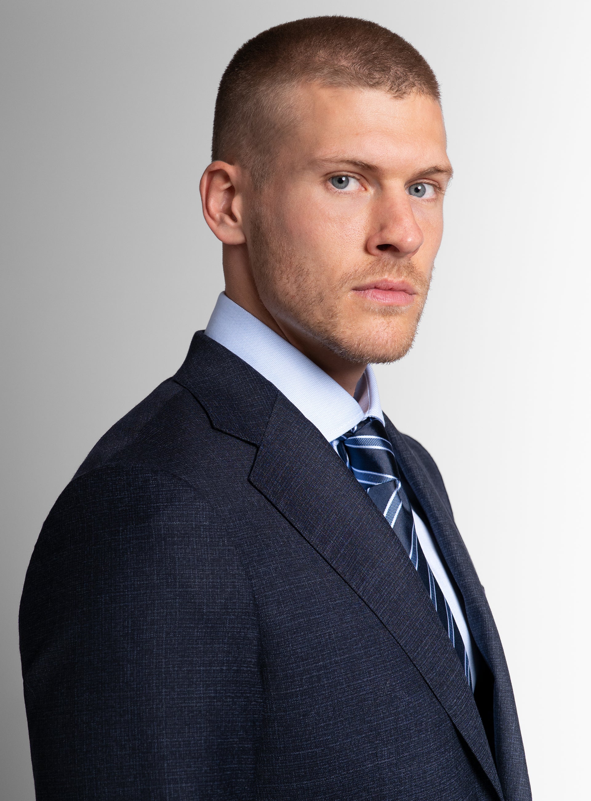 Vincenzo Textured Navy Suit