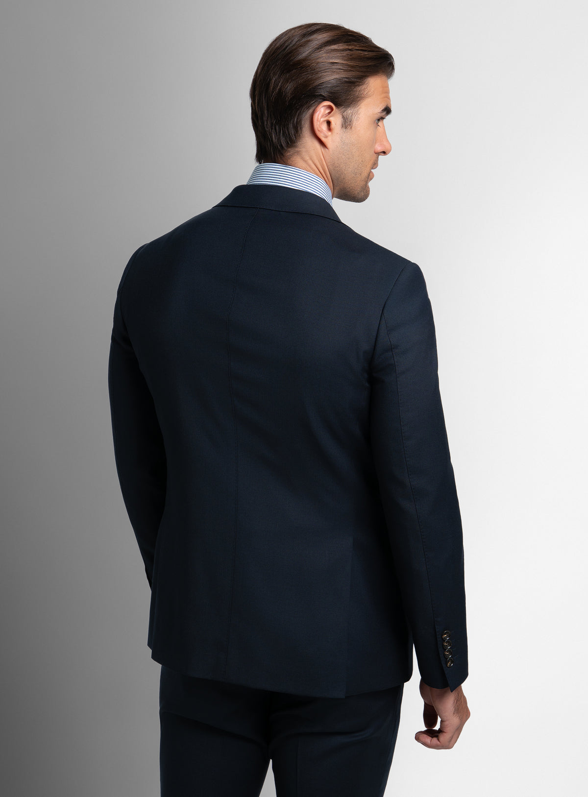 The back of the Heras Basketweave Navy Suit