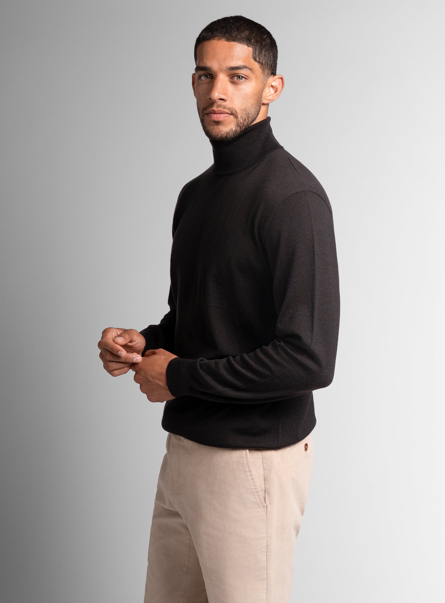 Merino Wool Brown Turtleneck Knit