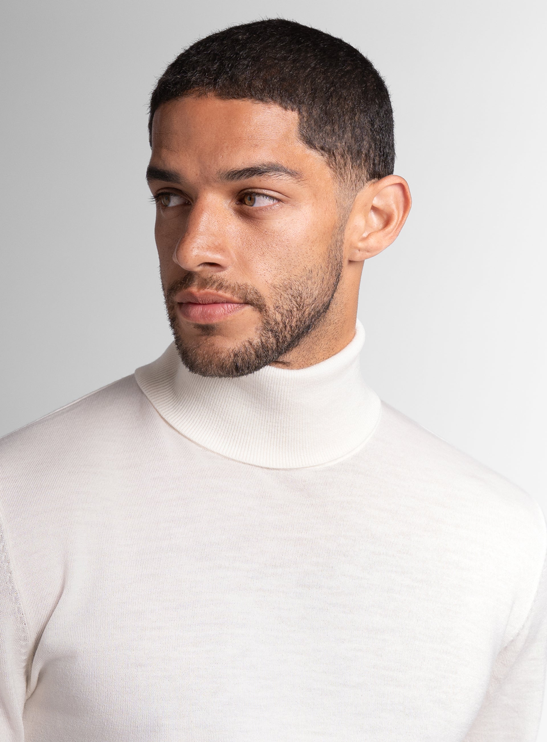 Merino Wool Cream Turtleneck Knit