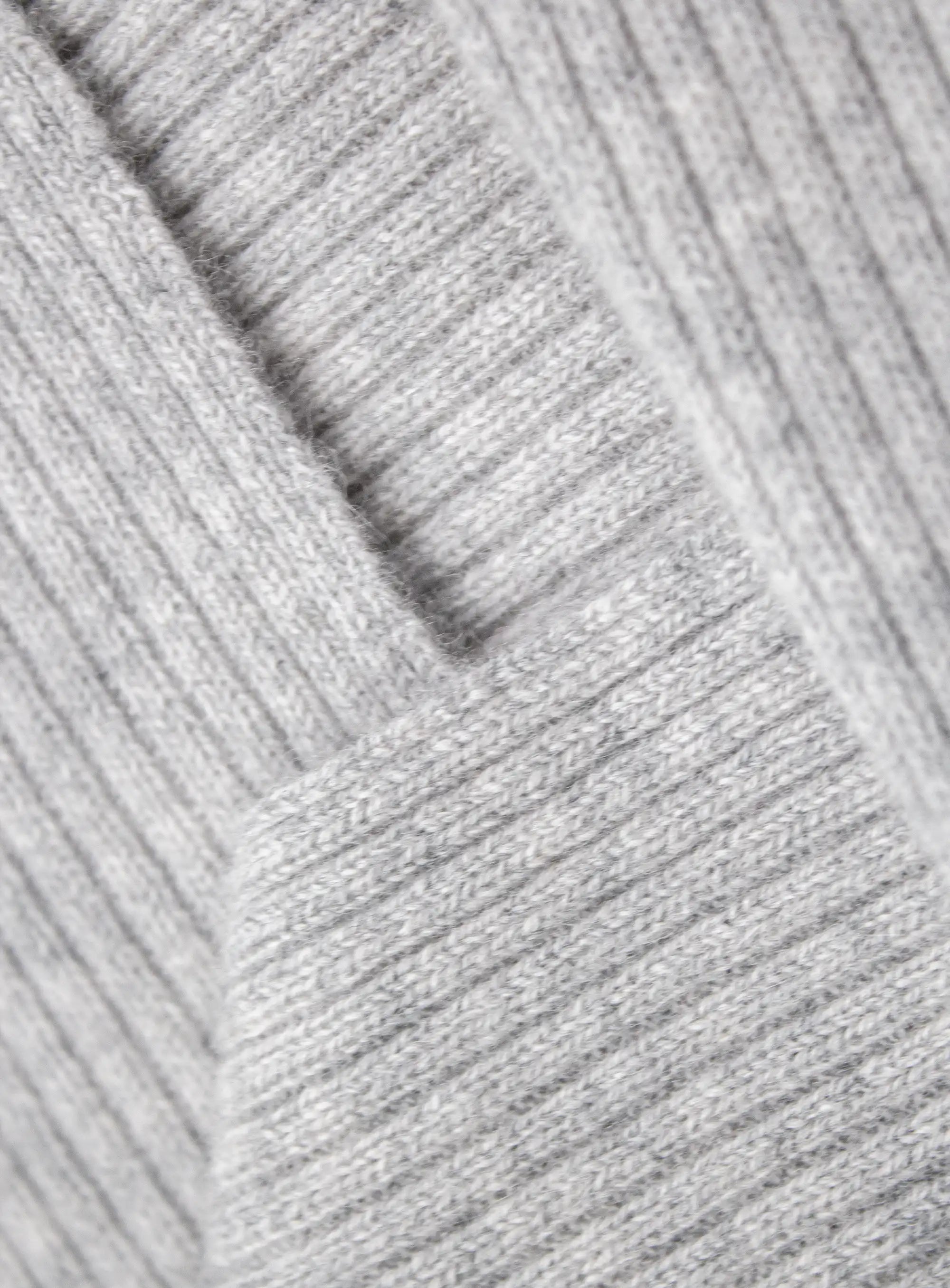 Wool/Cashmere Fine Rib Scarf