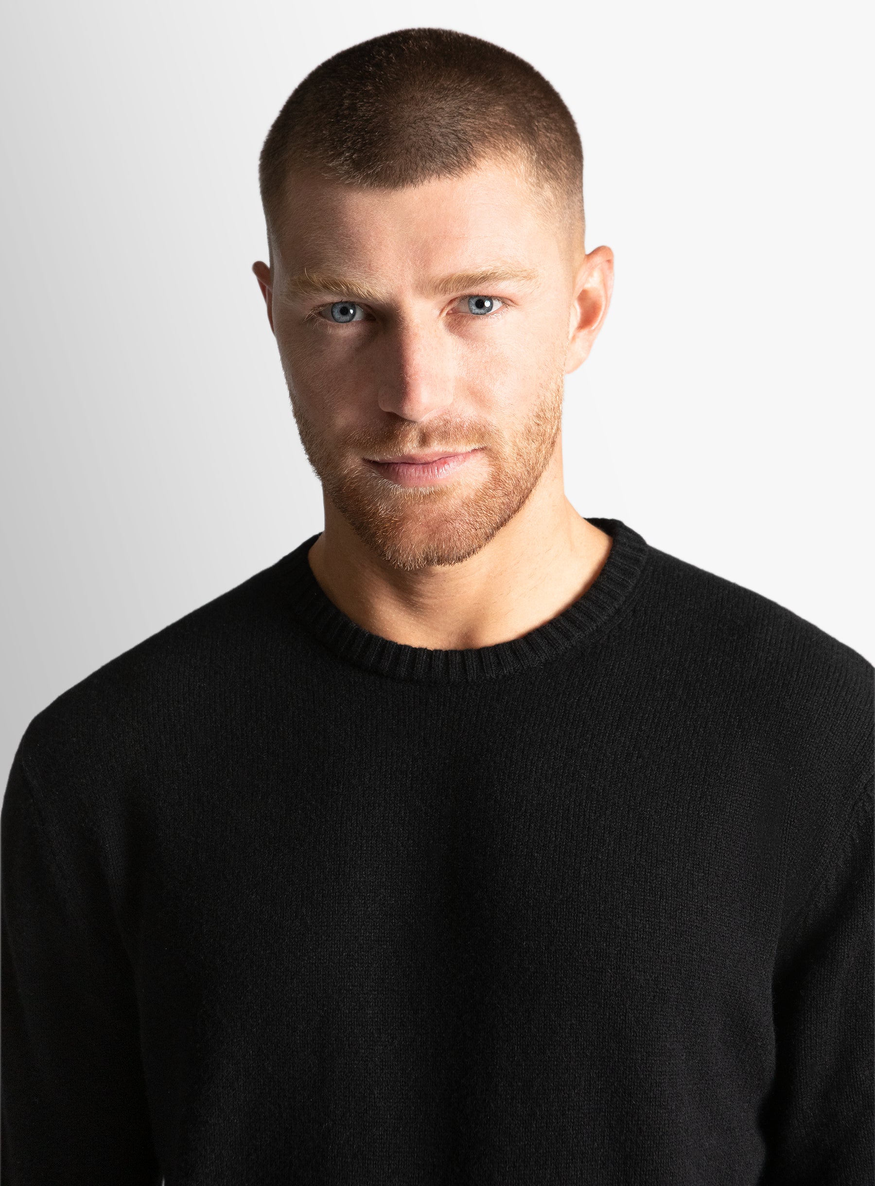 Black Wool/Cashmere Crewneck Knit