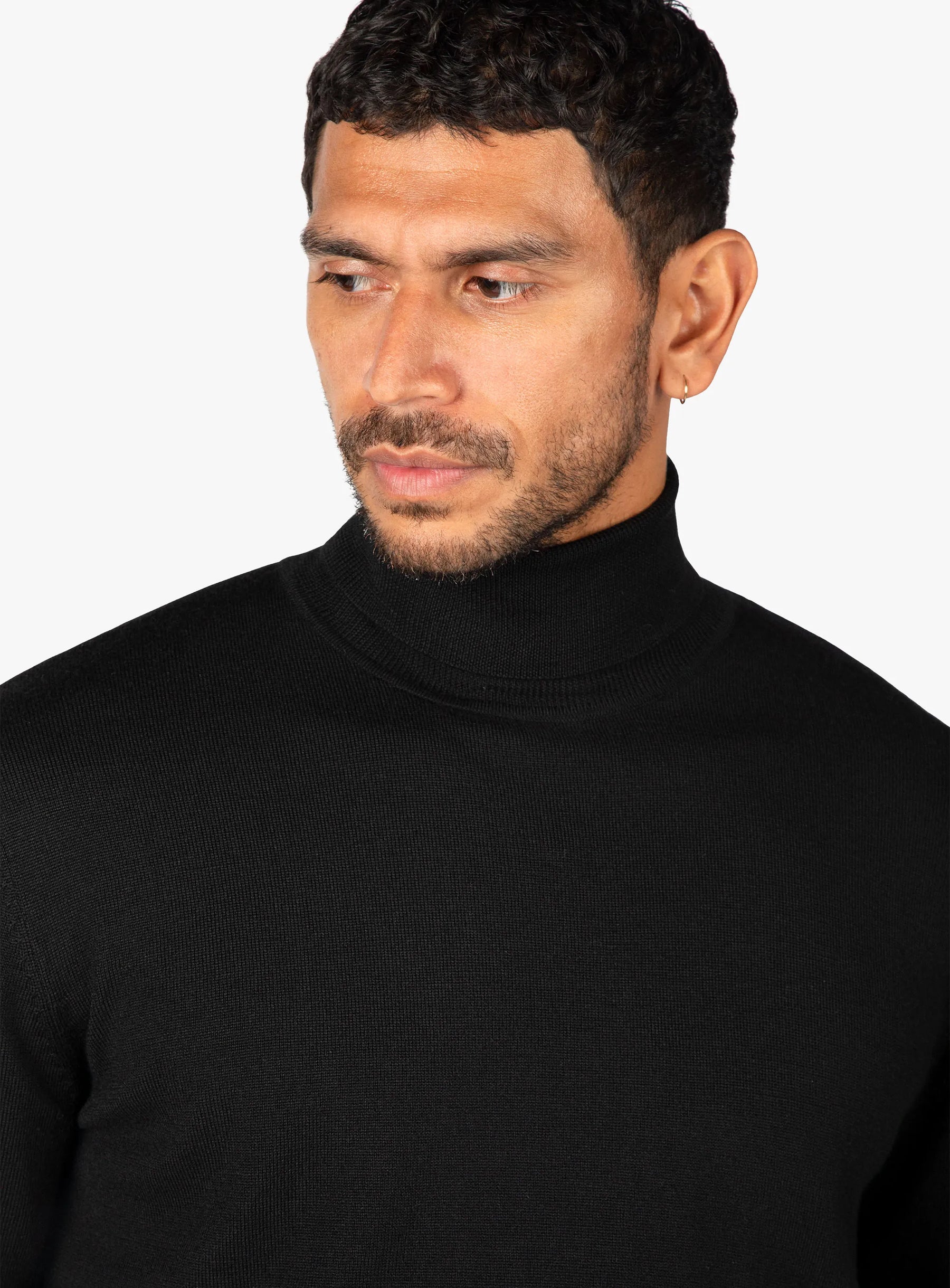 Merino Wool Black Turtleneck Knit