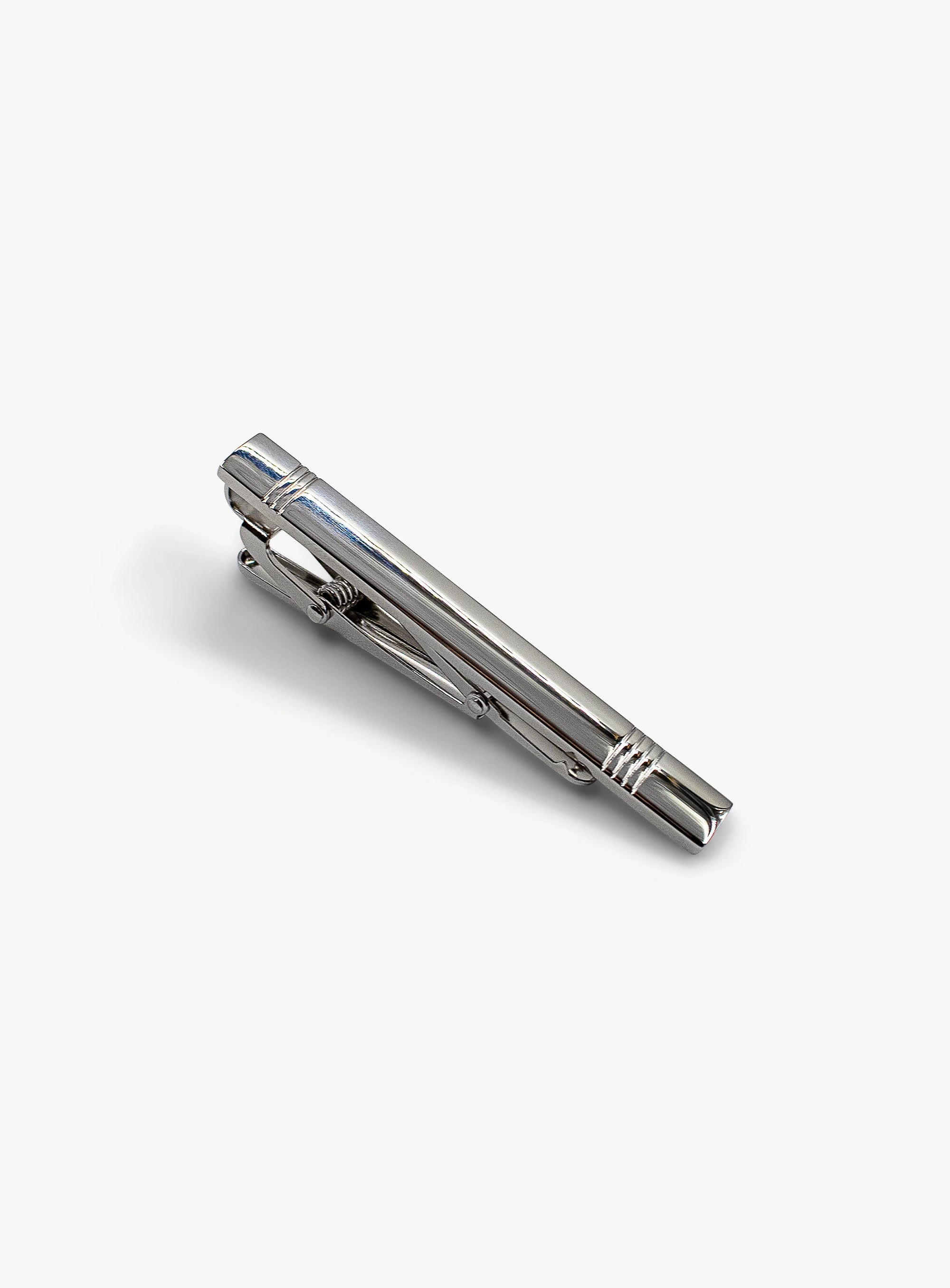 silver detailed tie bar